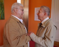 Günter Kretschmer nach dem Salon im Gespräch mit Herbert Roloff